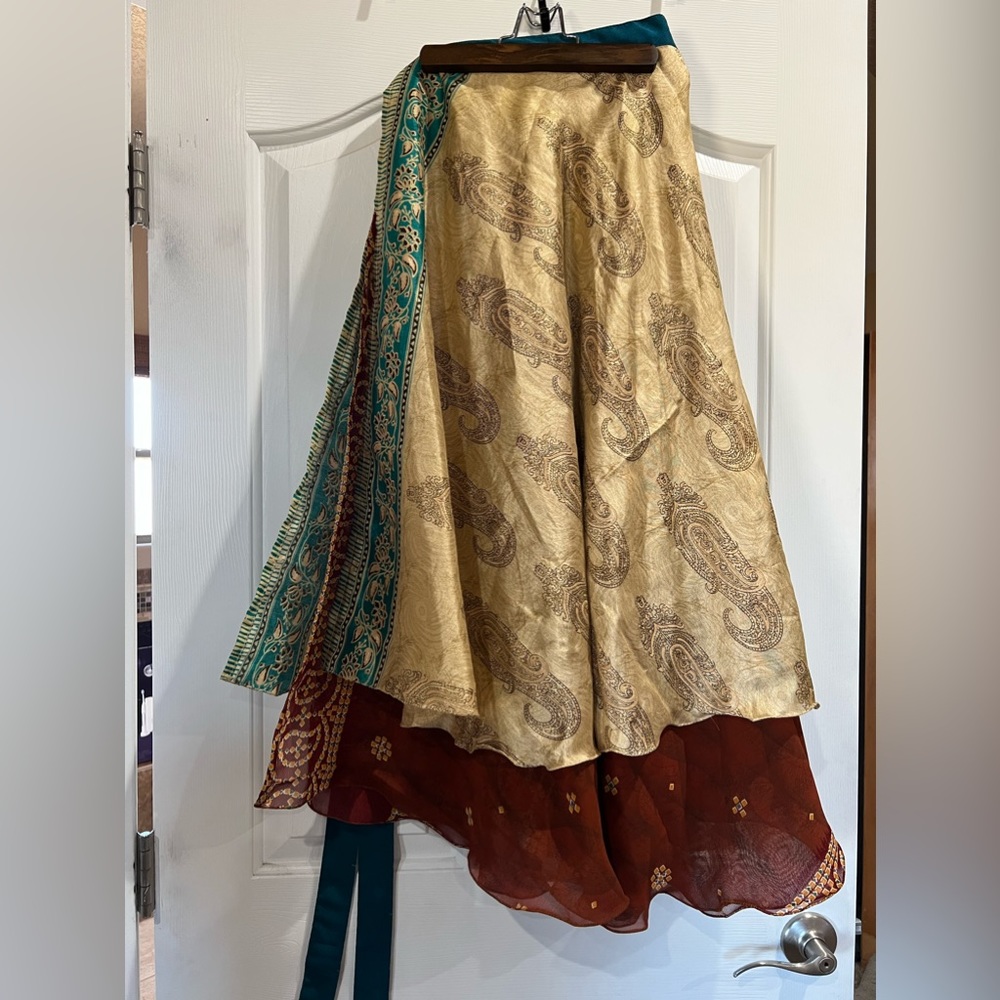 Darn Good Yarn reversible sari silk skirt, tea length